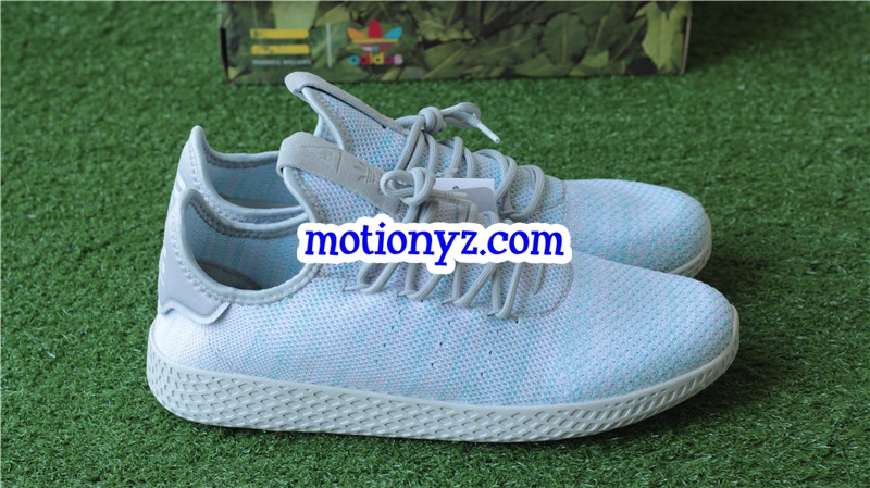 Adidas X Pharrell Williams Tennis Hu Blue Pink